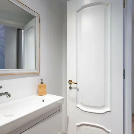 Unique Homes Setas, Plaza De San Pedro 6 Pax Appartamento
